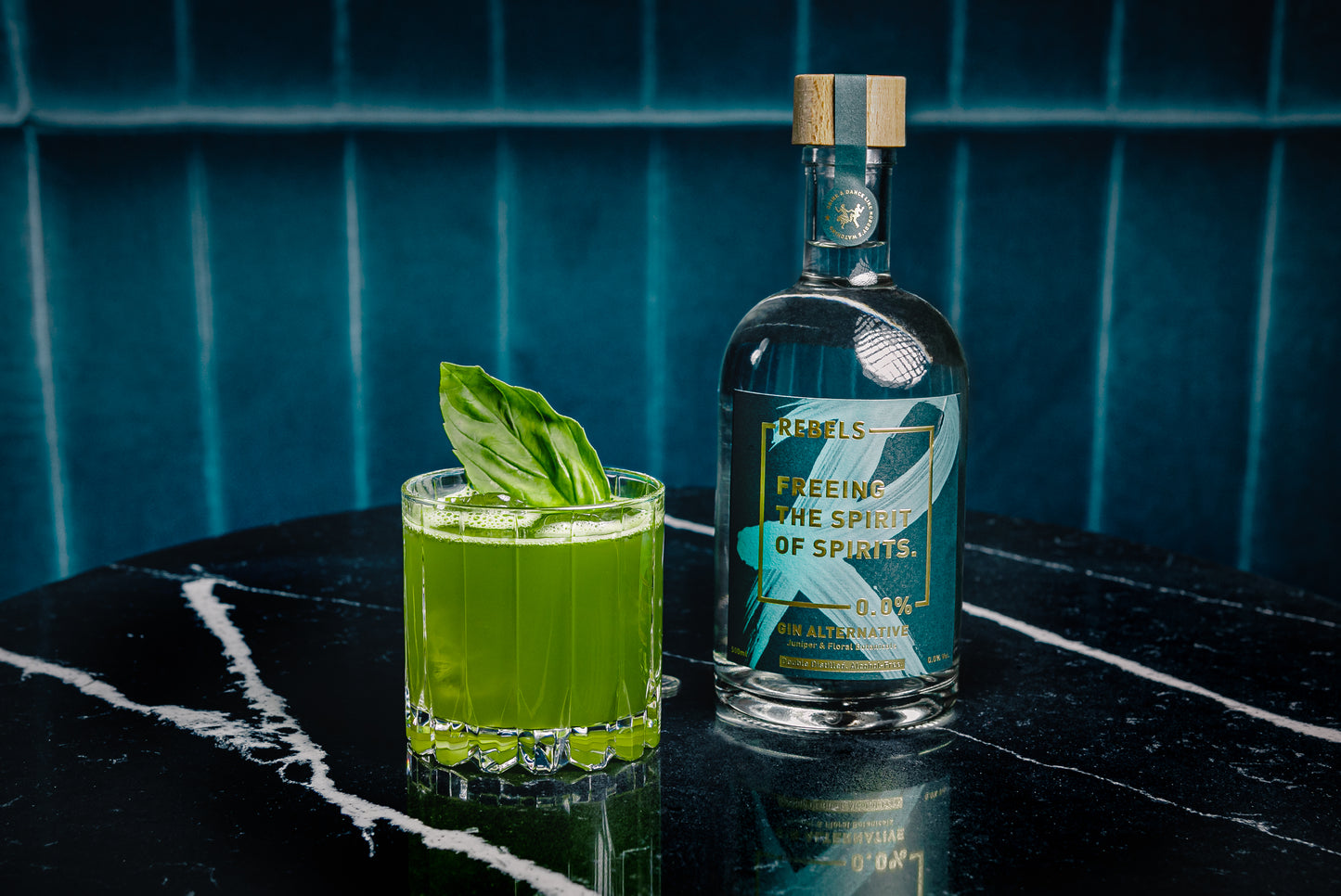 REBELS 0,0% Gin Alternative - Alkoholfrei